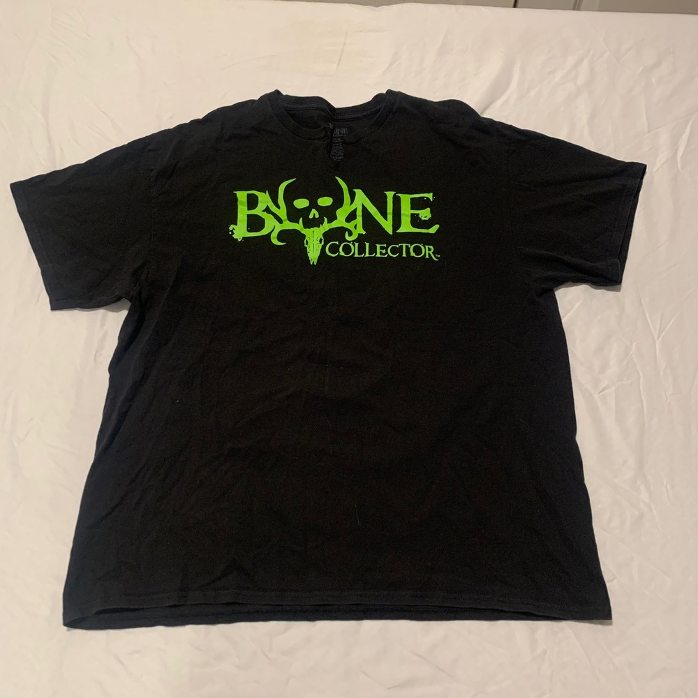 Bone Collector Mens XL Black Neon Green Deer Skull Graphic T-Shirt Cotton